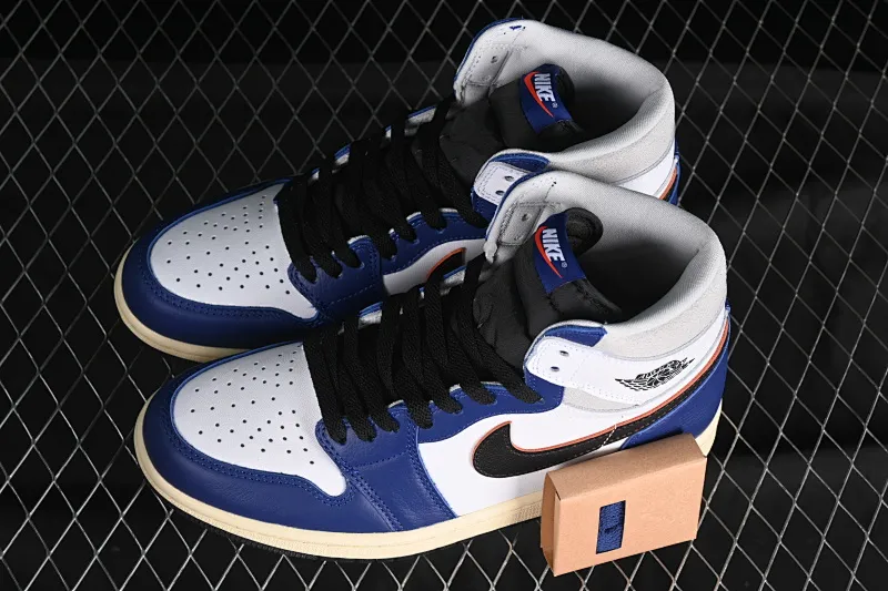 All categories Air Jordan Jordan series basketball shoes Air Jordan 1 High Air Jordan 1 Retro High "White Deep Royal Blue" AJ1 Joe 1 navy white and blue high-top basketball shoes DZ5485-100